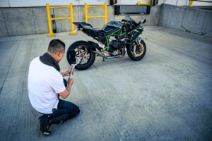 What to look at when buying a motorcycle top box