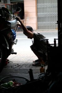 maintenance of motorcycle top box