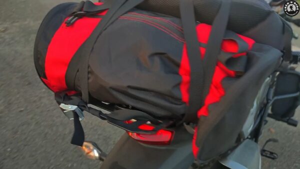 Luggage tying strap set