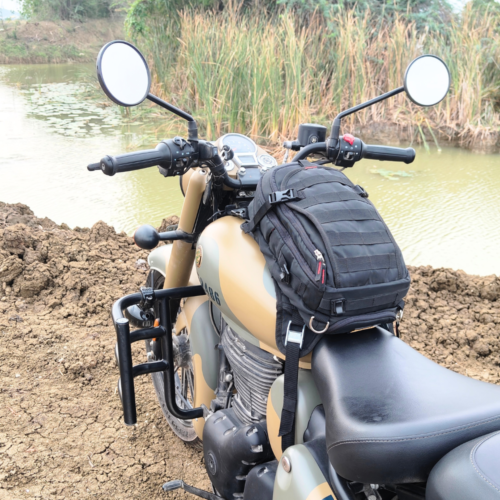 TrailHawk Motorcycle Tank Bag with Hydration Pack