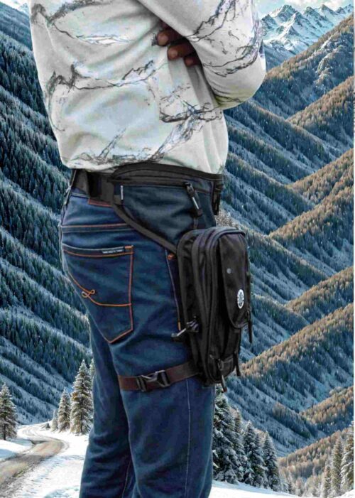 TrailBlazer Hydration Pack (3L) and CarryMan Thigh Bag Combo offer