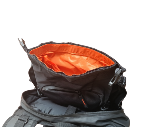 TrailHawk Hydra+ - waterproof-trail-hydration-bag